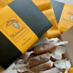Chocomotions BABAMELS cacao fruit pulp caramels, box of 10, featuring rich cacao flavor combined with smooth caramel.