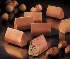 Guido Castagna - "Giuinott"  Hazelnut Truffles Gift Box 550g - Venezuela